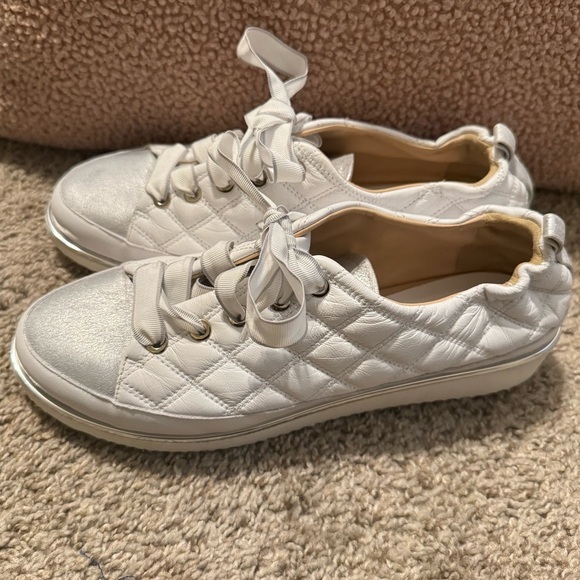Ron White Novella Quilted Sneaker - Picture 5 of 10